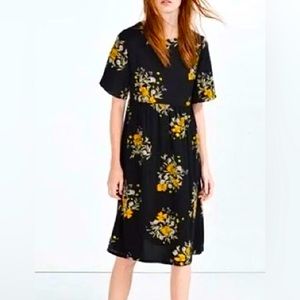 Zara Floral Lace Back Boho Midi Dress